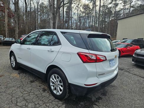 Used 2019 Chevrolet Equinox LS image 6