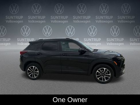 Used 2024 Chevrolet TrailBlazer LT w/ Convenience Package AWD/4WD image 8