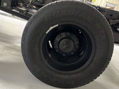 New 2026 RAM 3500 Tradesman AWD/4WD image 25