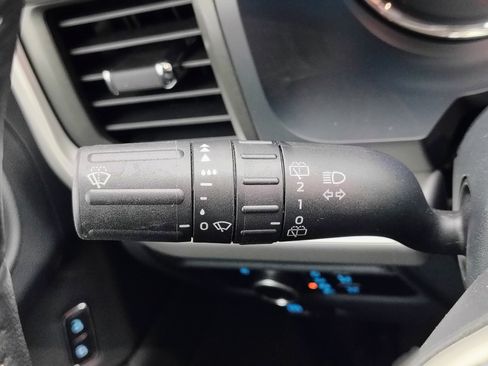 Used 2024 Ford Expedition Max XLT image 46