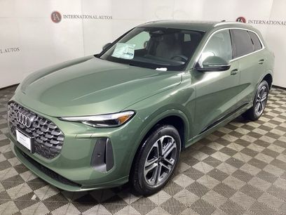 New 2025 Audi Q5 2.0T Premium Plus