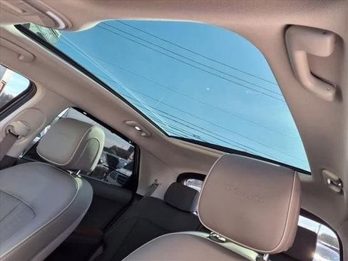 Used 2024 Hyundai Ioniq 5 Limited image 10