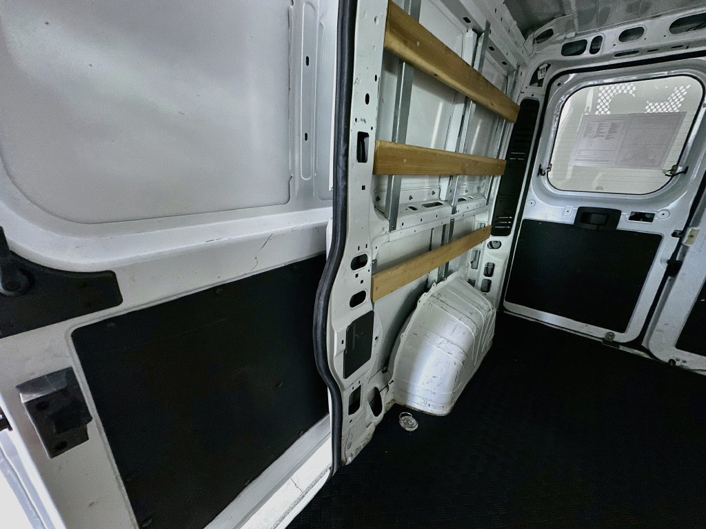 Used 2025 RAM ProMaster 2500 w/ U-Haul Equipment Group FWD image 12