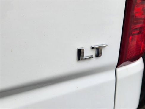 Used 2023 Chevrolet Silverado 1500 LT image 9