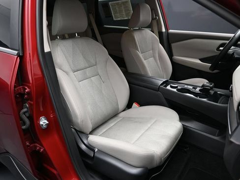 Used 2025 Nissan Rogue SV AWD/4WD image 15