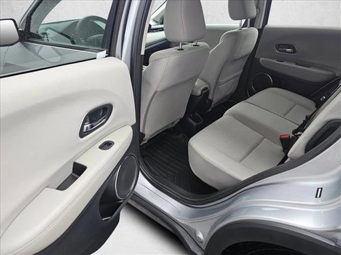 Used 2017 Honda HR-V EX image 14