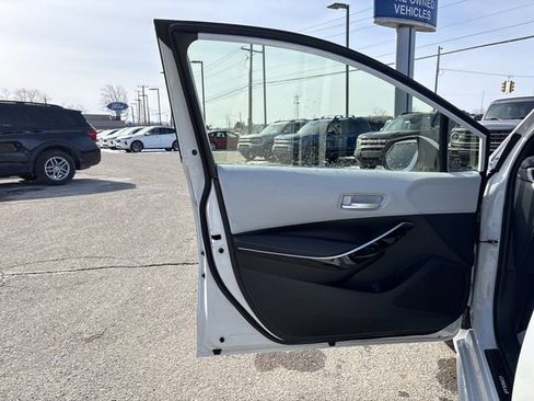 Used 2024 Toyota Corolla XSE image 20