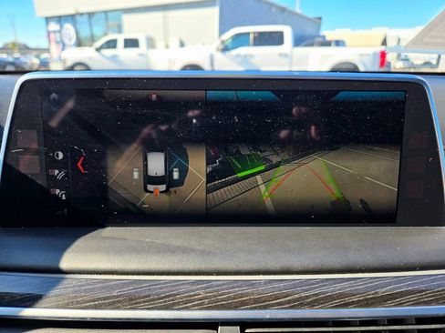 Used 2018 BMW 740e xDrive w/ M Sport Package image 36