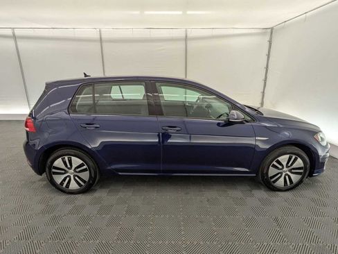 Used 2019 Volkswagen e-Golf SE w/ Driver Assistance Package FWD image 7