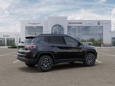 New 2026 Jeep Compass Trailhawk AWD/4WD image 4
