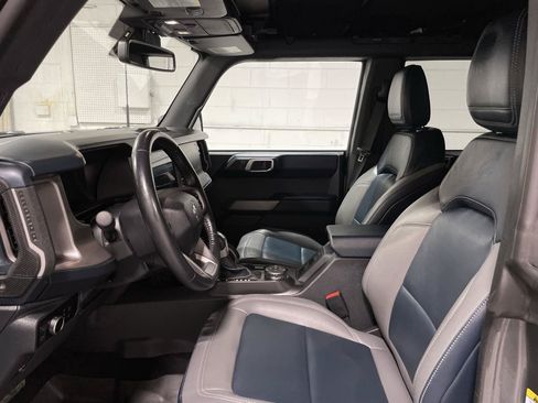Used 2023 Ford Bronco Outer Banks AWD/4WD image 7