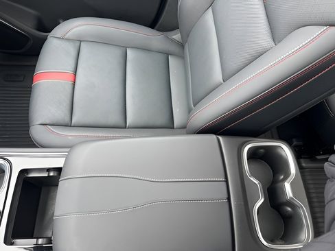 Used 2024 Chevrolet Traverse RS w/ LPO, Floor Liner Package image 15