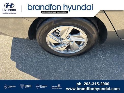 Certified 2026 Hyundai Elantra SE w/ Cargo Package FWD image 34