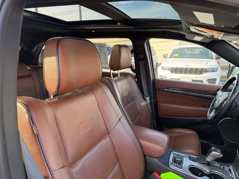 Certified 2021 Jeep Grand Cherokee Overland image 27