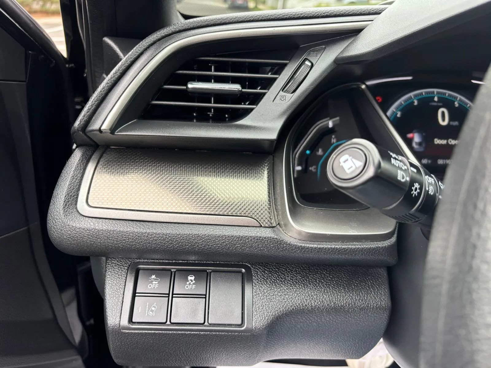 Used 2019 Honda Civic EX image 12