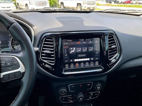 Used 2020 Jeep Compass Limited AWD/4WD image 14