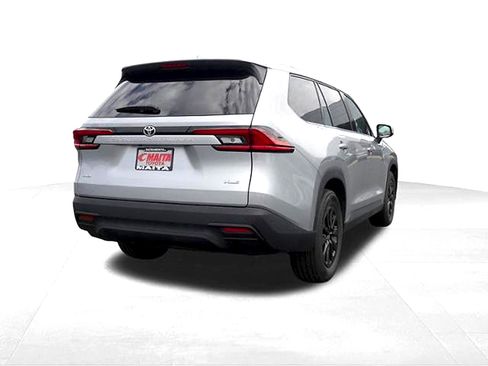 Certified 2025 Toyota Grand Highlander AWD image 3