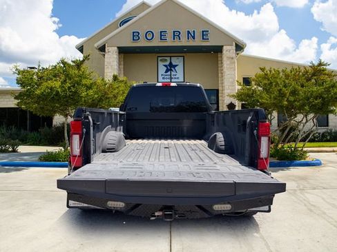 Used 2022 Ford F350 Lariat w/ Lariat Ultimate Package AWD/4WD image 5