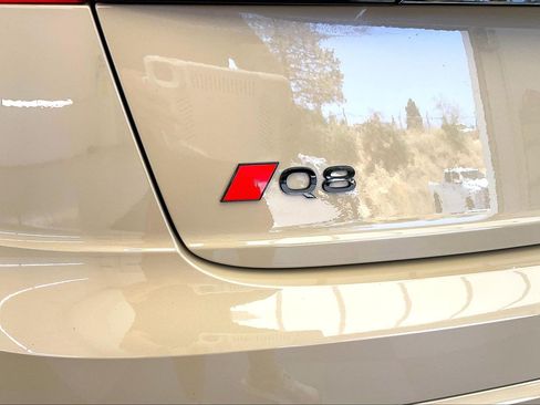 Used 2024 Audi Q8 Premium Plus AWD/4WD image 30