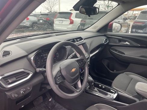 Used 2023 Chevrolet TrailBlazer LT image 8