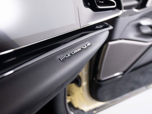 Used 2025 Ferrari Purosangue image 24