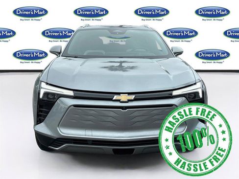 Used 2024 Chevrolet Blazer EV LT AWD/4WD image 2