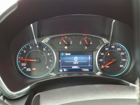 Certified 2024 Chevrolet Equinox LT w/ LPO, Floor Liner Package image 13