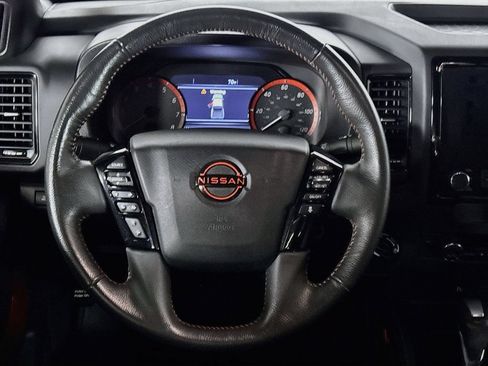 Used 2024 Nissan Frontier PRO-4X w/ Technology Package AWD/4WD image 13