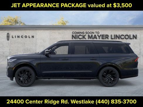 New 2026 Lincoln Navigator L Reserve w/ Jet Appearance Package AWD/4WD image 3