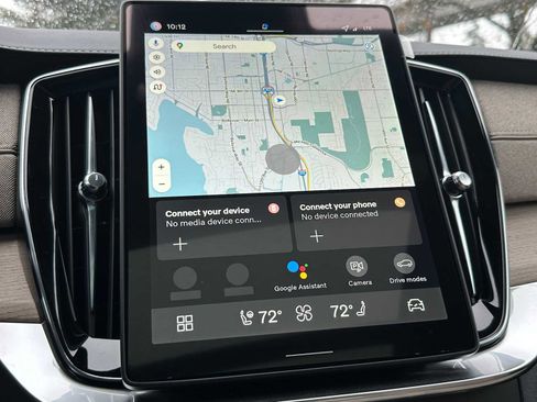 New 2026 Volvo XC90 B6 Plus w/ Protection Package Premier image 28