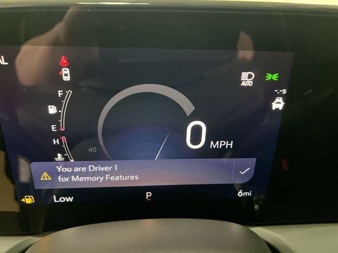Used 2024 Buick Encore GX Avenir w/ Avenir Convenience Package AWD/4WD image 11