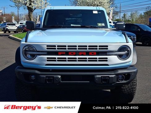 Used 2023 Ford Bronco Heritage Edition AWD/4WD image 2