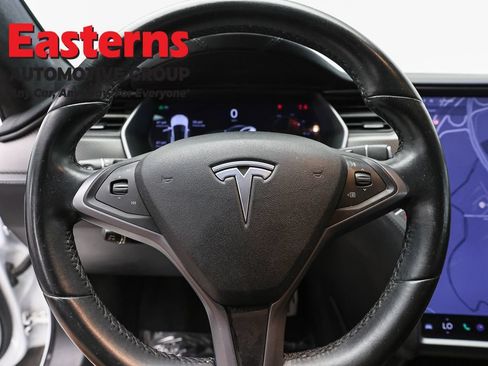 Used 2018 Tesla Model S 100D AWD/4WD image 10