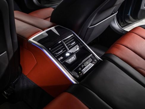 Used 2022 BMW 840i Gran Coupe RWD image 37