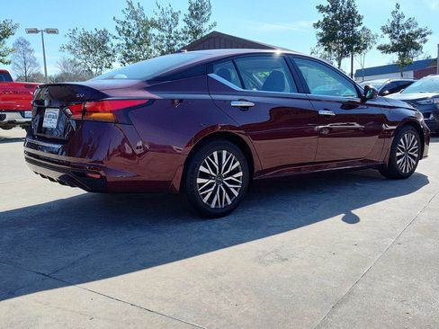 Used 2023 Nissan Altima 2.5 SV image 6