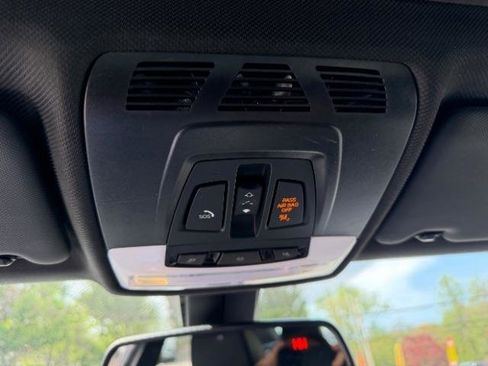 Used 2017 BMW 330i xDrive Sedan w/ Premium Package image 30