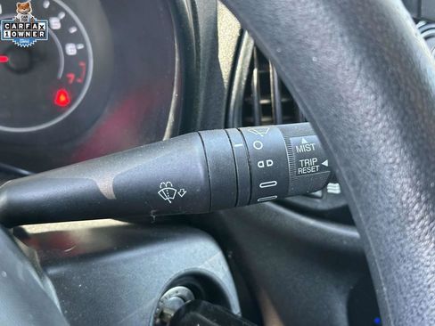 Used 2021 RAM ProMaster City Tradesman FWD image 22