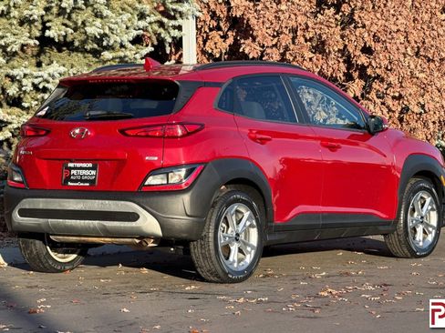 Used 2022 Hyundai Kona SEL image 4