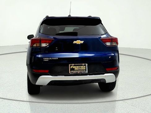 Used 2023 Chevrolet TrailBlazer LT w/ Convenience Package AWD/4WD image 5