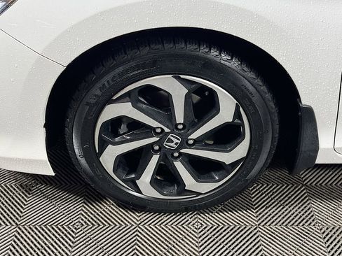 Used 2016 Honda Accord EX-L image 28