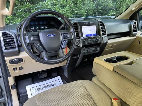 Used 2020 Ford F150 XLT w/ Equipment Group 302A Luxury AWD/4WD image 32