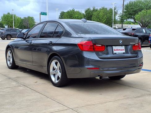 Used 2013 BMW 320i Sedan RWD image 3
