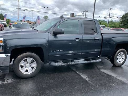 Used 2018 Chevrolet Silverado 1500 LT w/ All Star Edition AWD/4WD image 2