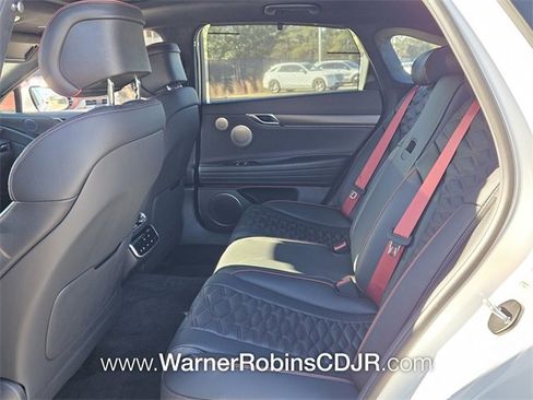 Used 2025 Genesis G80 3.5T Sport Prestige image 6
