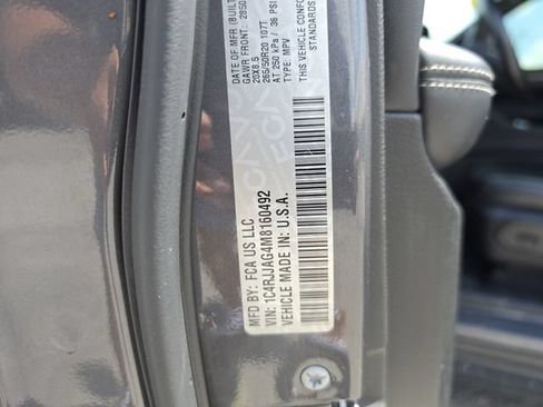 Used 2021 Jeep Grand Cherokee L Laredo RWD image 39