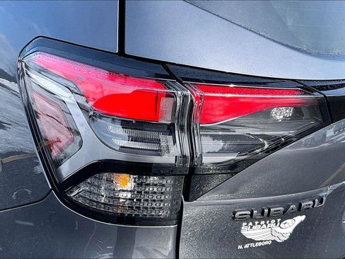Used 2025 Subaru Forester Sport image 31