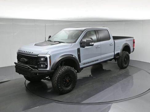 New 2026 Ford F250 Lariat w/ Black Appearance Package AWD/4WD image 40