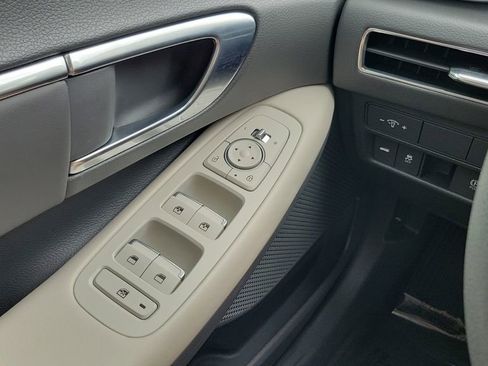 Certified 2023 Hyundai Sonata SEL FWD image 30