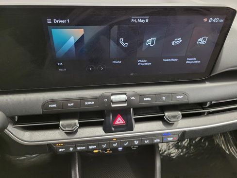Used 2025 Kia K4 FWD image 8