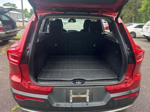 Used 2023 Volvo XC40 B5 Ultimate w/ Protection Package Premier AWD/4WD image 9